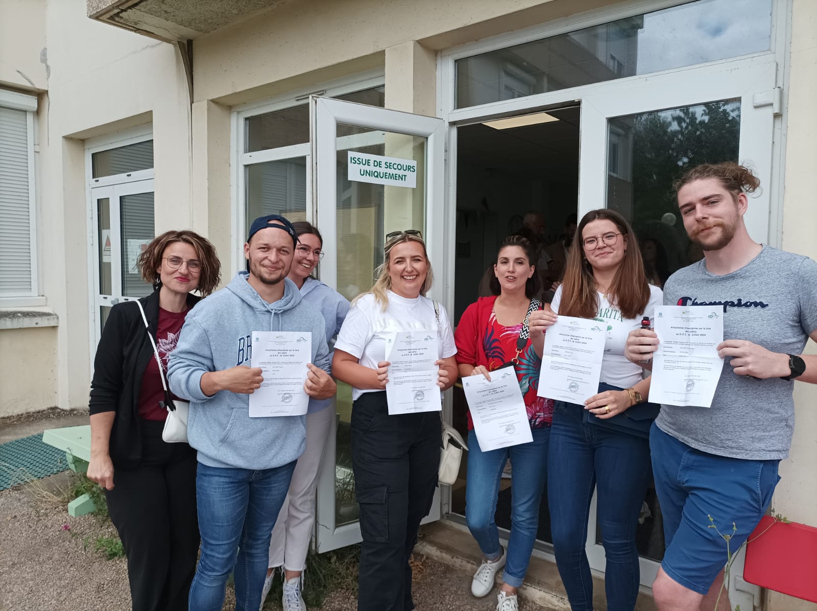 33 étudiants infirmiers diplômés !