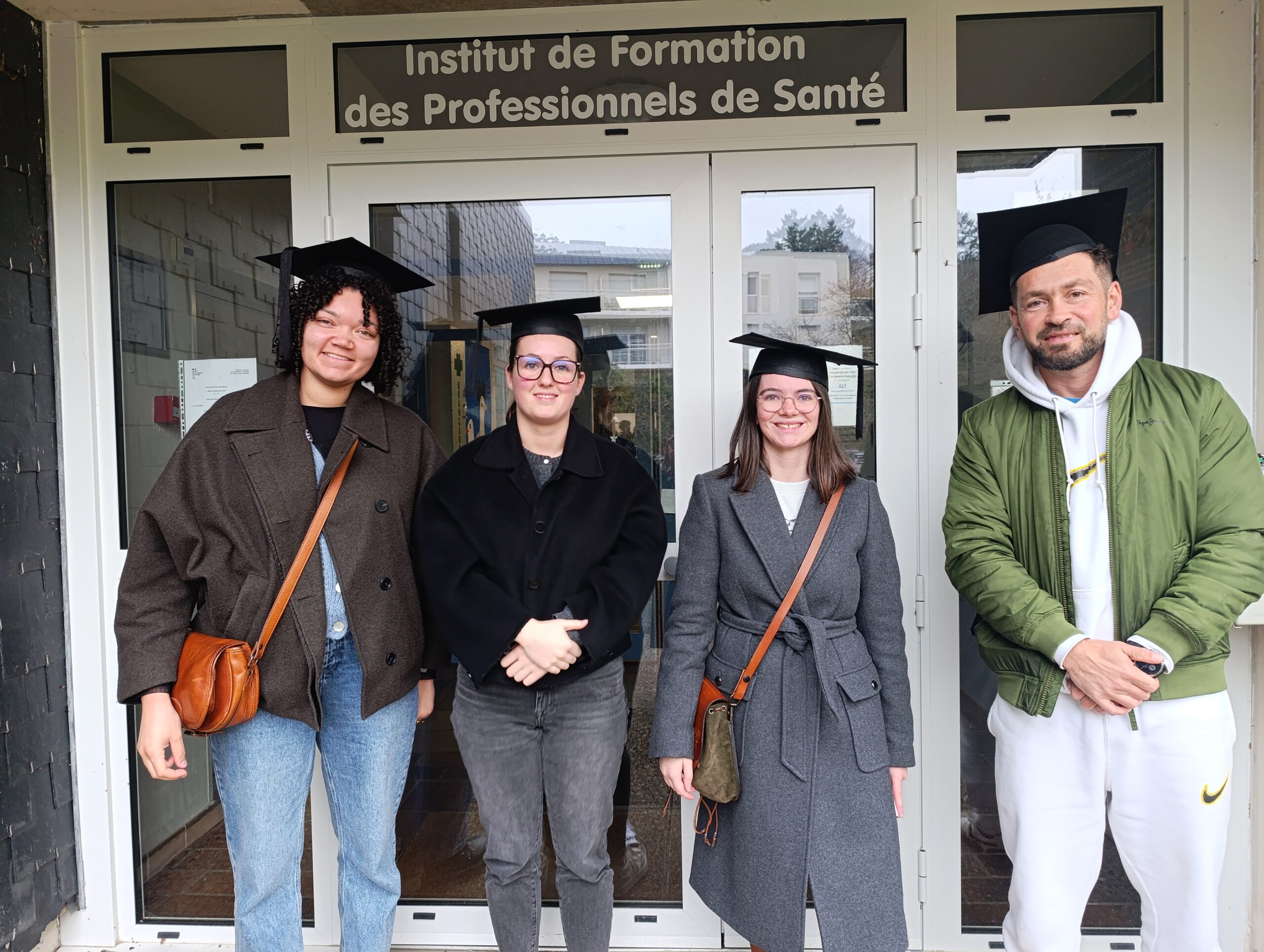 Félicitations aux diplômés de décembre 2025